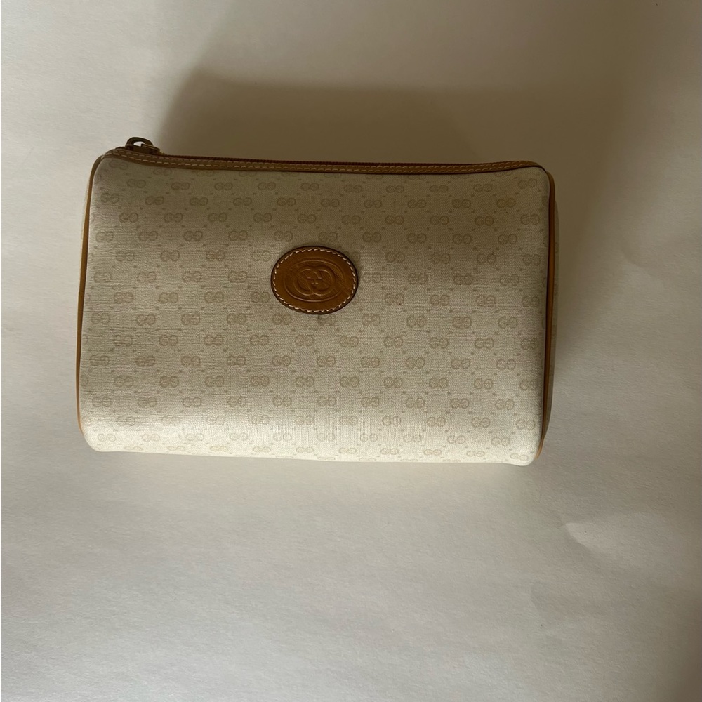 Brand New 1970’s Vintage Gucci Pouch - Micro GG Canvas Print in Beige